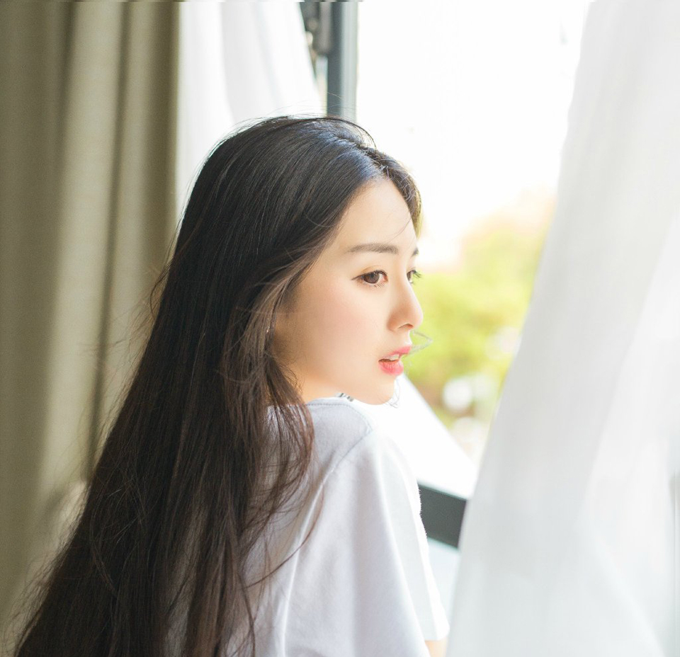 “城中有多少驻军？”魏延沉声问道。